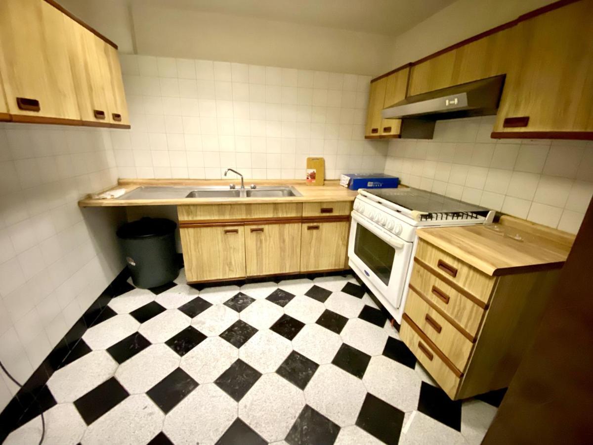Roomies Hostel Cibeles 멕시코 시 외부 사진